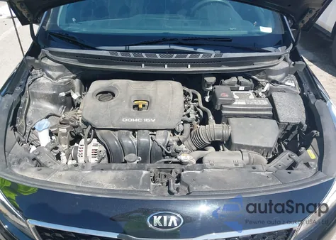 2017 Kia Forte Lx z USA, uszkodzony, nr VIN 3KPFK4A74HE159940